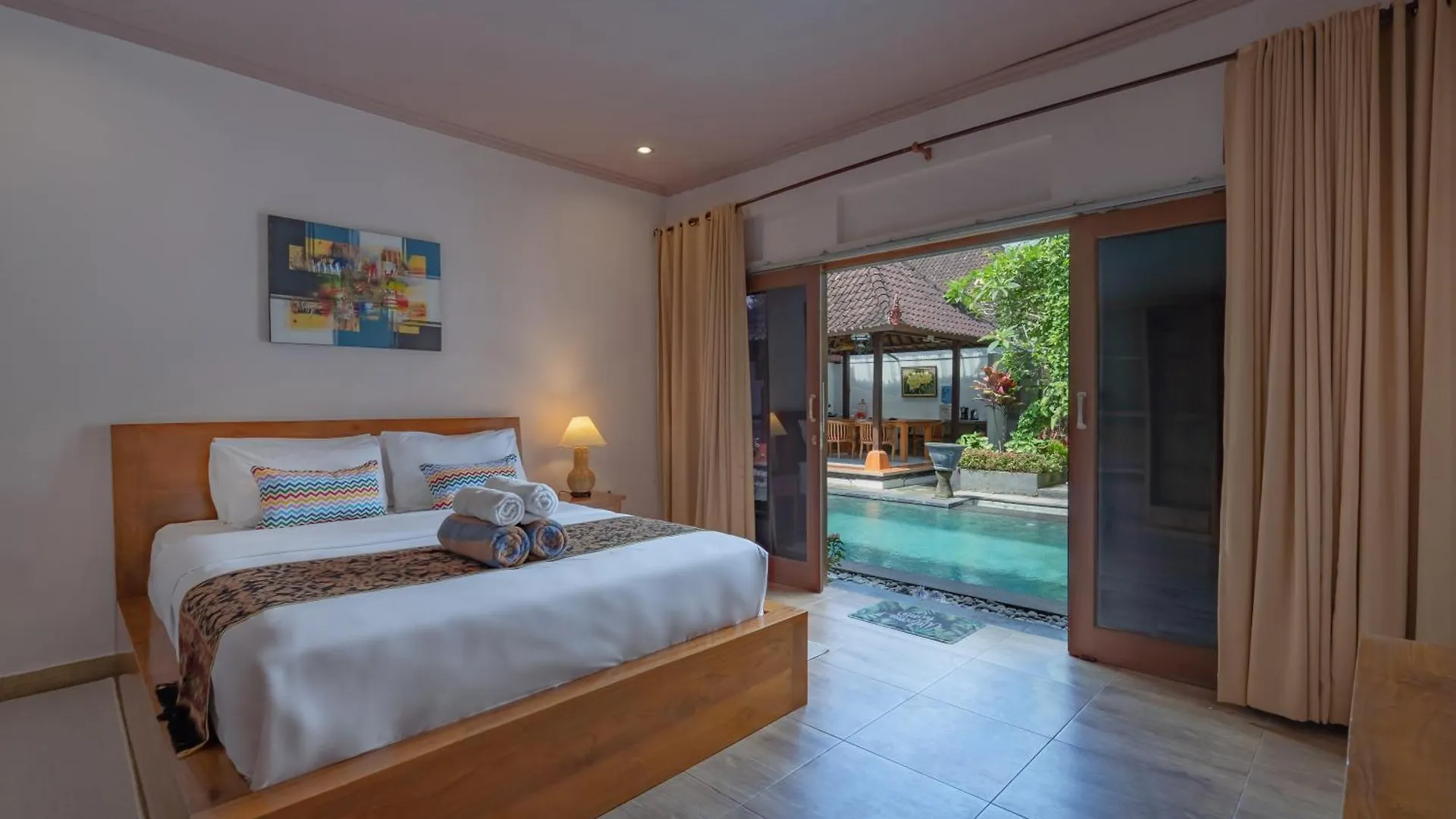 Sang Ayu Entire 2 Bedr Villa -- Huge Pool -- 5 Min Central Ubud