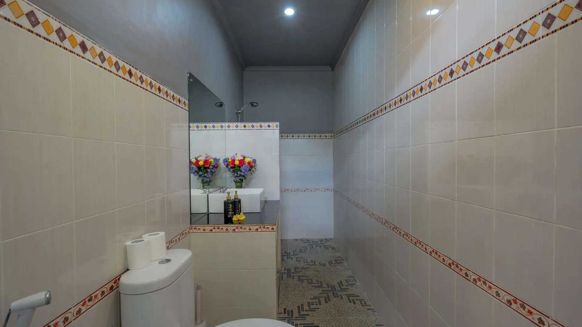 Sang Ayu Entire 2 Bedr Villa -- Huge Pool -- 5 Min Central Ubud